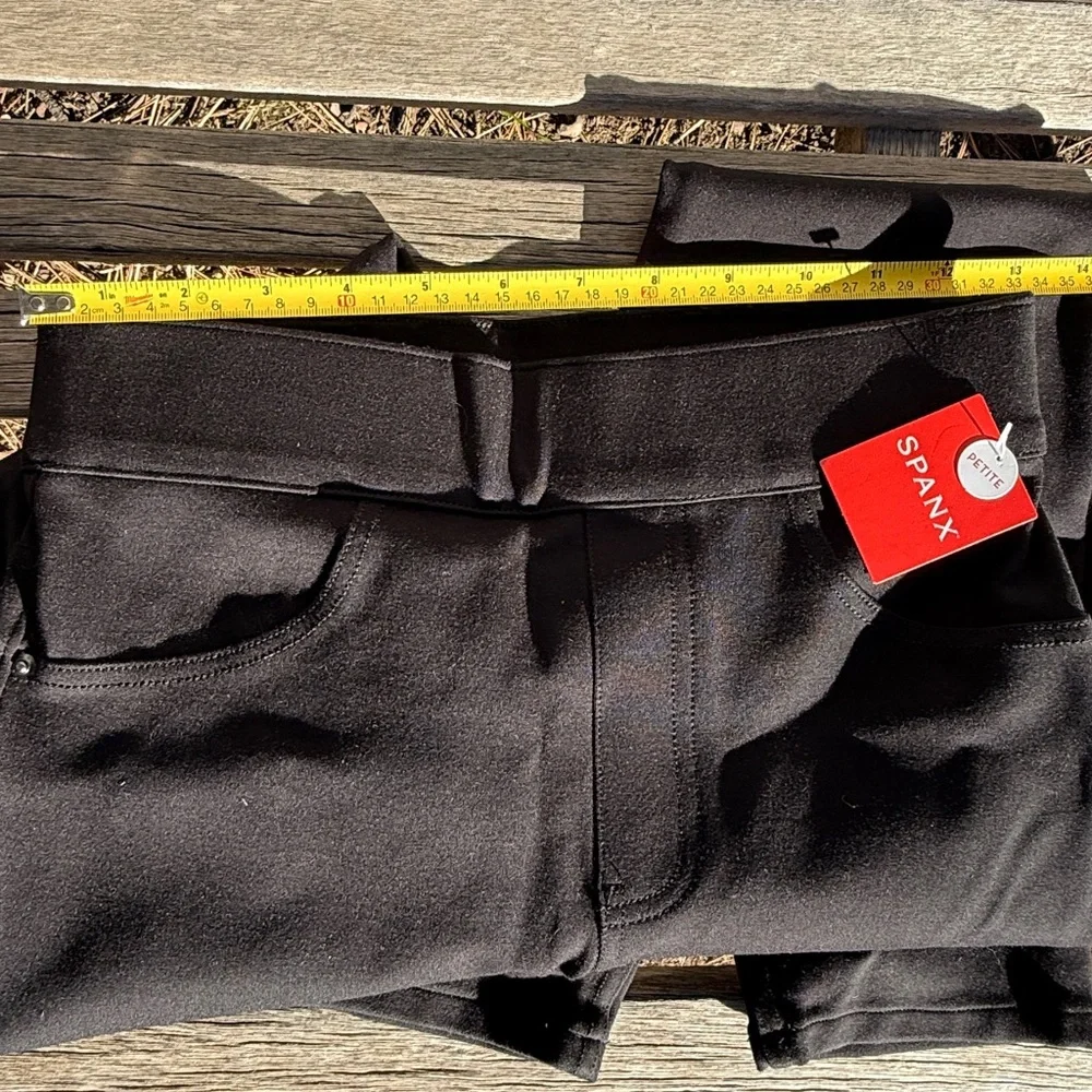 NWT Spanx The Perfect Black Pant Ankle 4 Pocket in Black, Size Small Petite